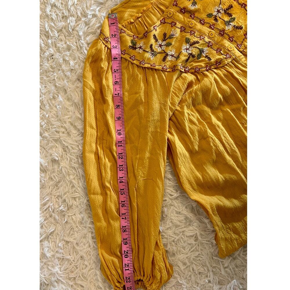Max Studio Women's Size M Golden Yellow Embroidered Lightweight Blouse #0288 - Picture 11 of 11